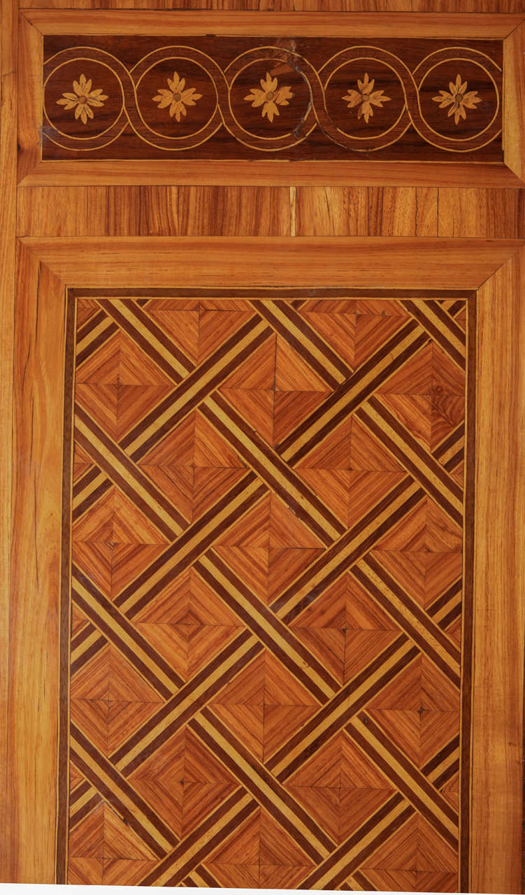 Fino Marqueterie Secretaire Abattant Francés Montado en Ormolu en venta 3